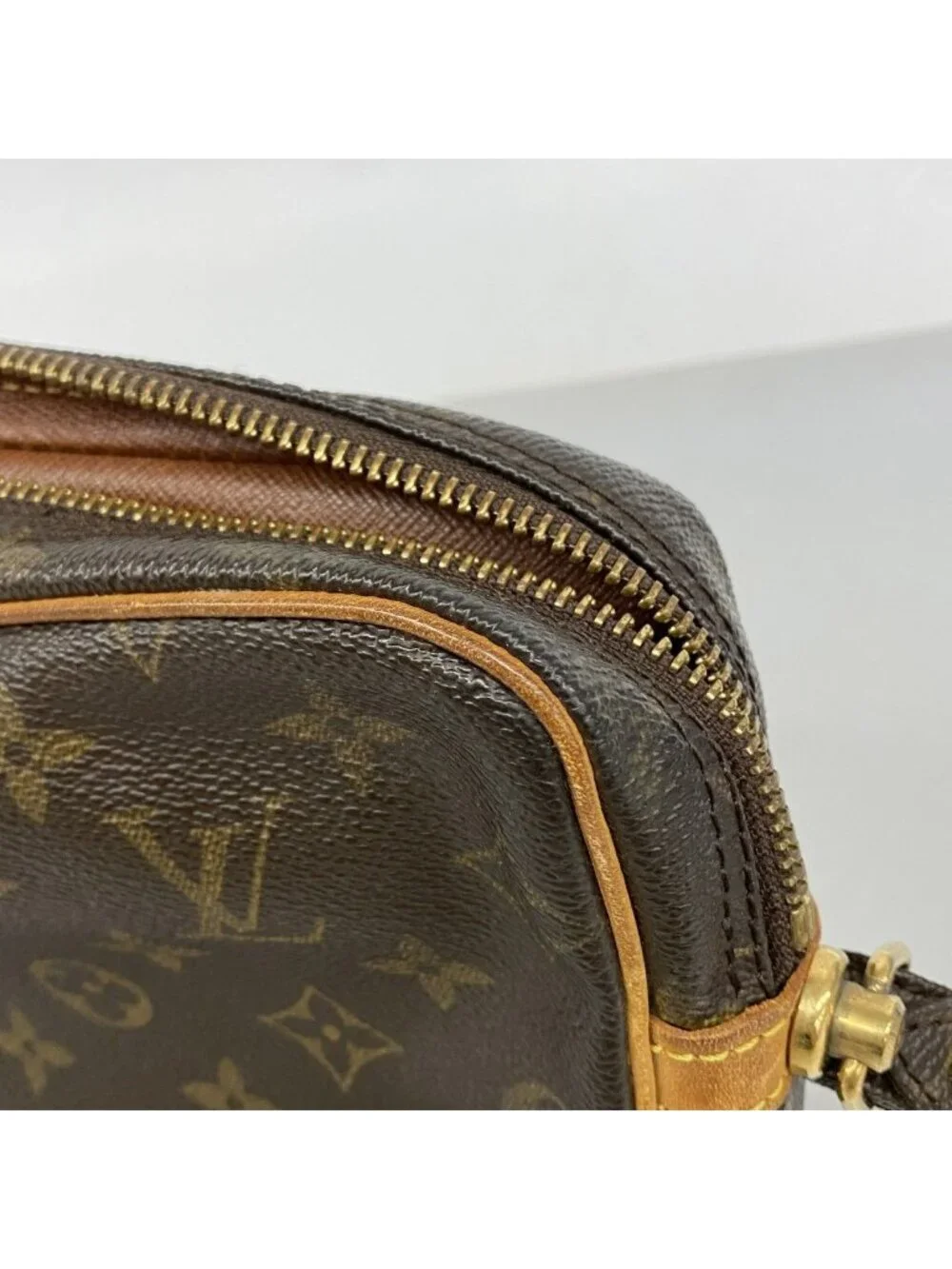 Louis Vuitton Clutch Monogram Marly Dragonne GM Brown